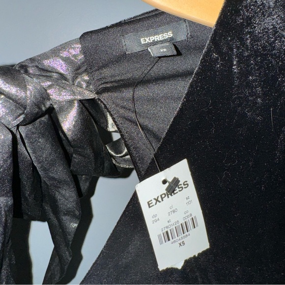 Express Black Velvet Open Back Silver Bow Mini Dress Size XS NWT! - Picture 4 of 8